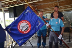 8. dan planincev MDO Dolenjske in Bele krajine in razvitje prapora Pohodniškega društva NM