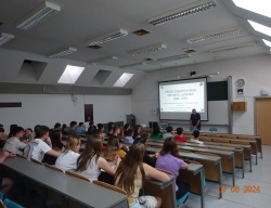 Predavanje o procesu osamosvajanja Slovenije za dijake Tehnične gimnazije ŠC NM