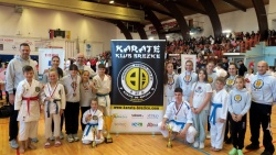 Dve zlati, dve srebrni in štiri bronaste medalje za Karate klub Brežice na Mladinskem DP