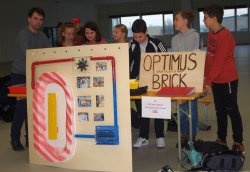 Ekipa Optimus brick iz OŠ Jurija Dalmatina Krško.