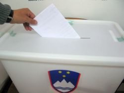 Volitve'18: Kandidature vložilo 25 strank