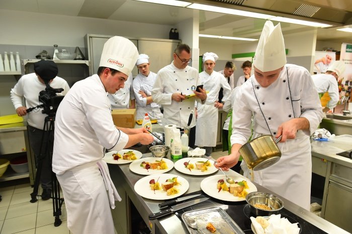 Iščejo najboljše mlade kulinarične zvezde, v finalu že novomeški dijaki
