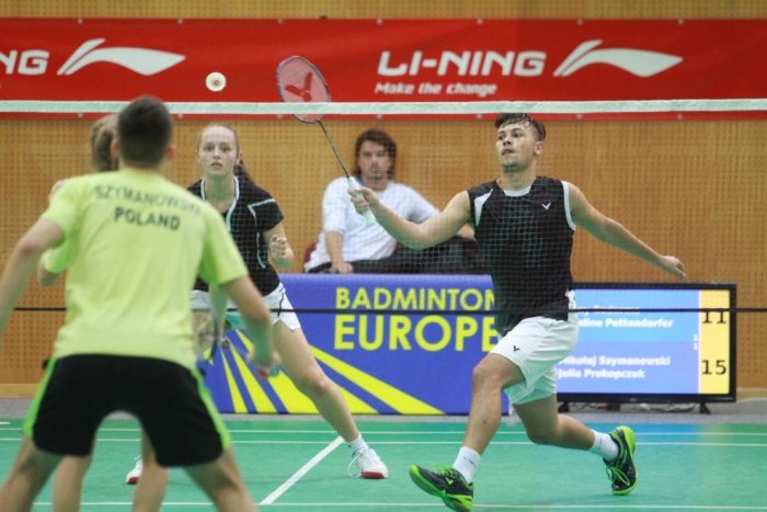 Na Mirni in v Mokronogu poteka že 25. mednarodni otroški in mladinski turni v badmintonu. Finalni obračuni bodo na sporedu jutri.