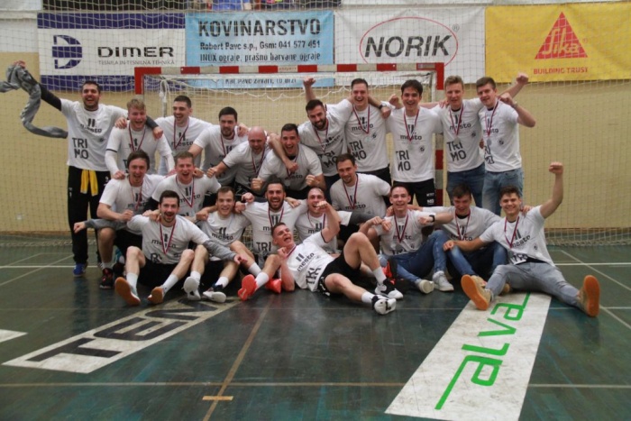 Trebanjci so v prvič v zgodovini kluba osvojili drugo mesto v državnem prvenstvu. (Foto: R. N.)