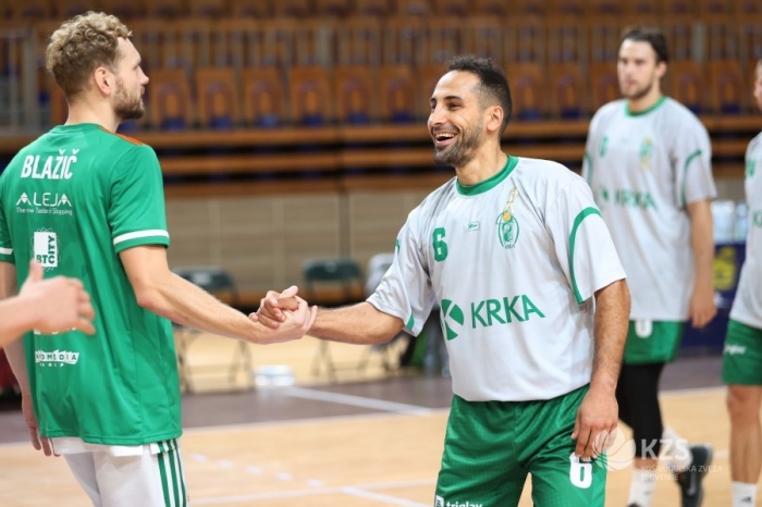 FOTO: Poraz Krke po solidni igri v superpokalu; Dončić ni gledal posebno dobre košarke