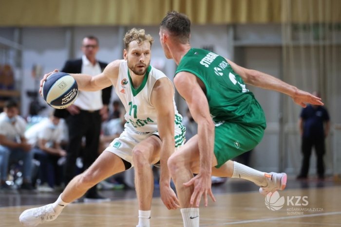 FOTO: Poraz Krke po solidni igri v superpokalu; Dončić ni gledal posebno dobre košarke