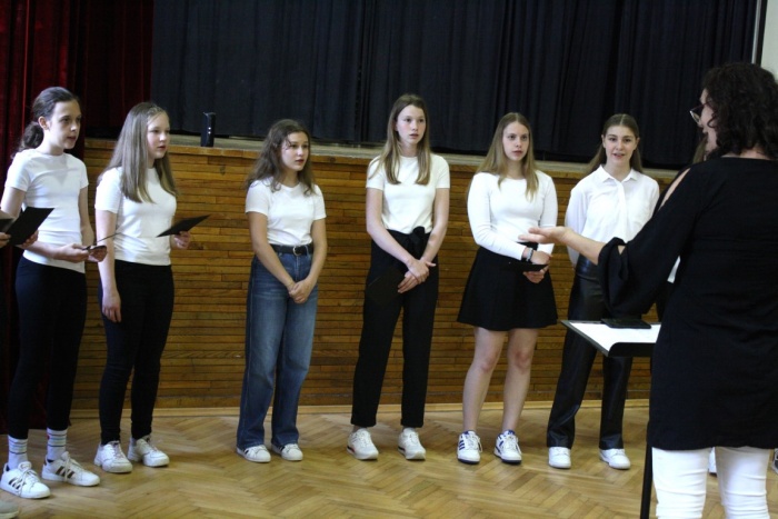 Pevski zbor Osnovne šole dr. Jožeta Toporišiča Dobova