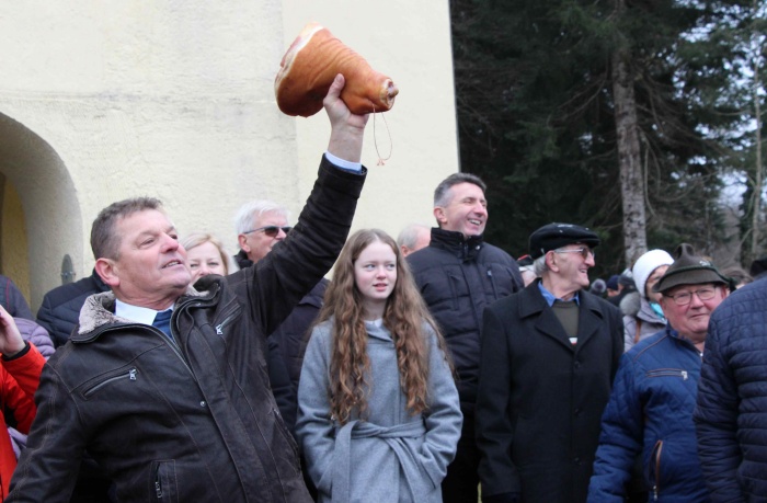 Letos največ 150 evrov za niz suhomesnatih dobrot