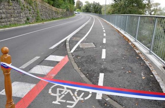 V Brežicah odprli kolesarsko povezavo in prenovljeno cesto Krška vas-Čatež ob Savi