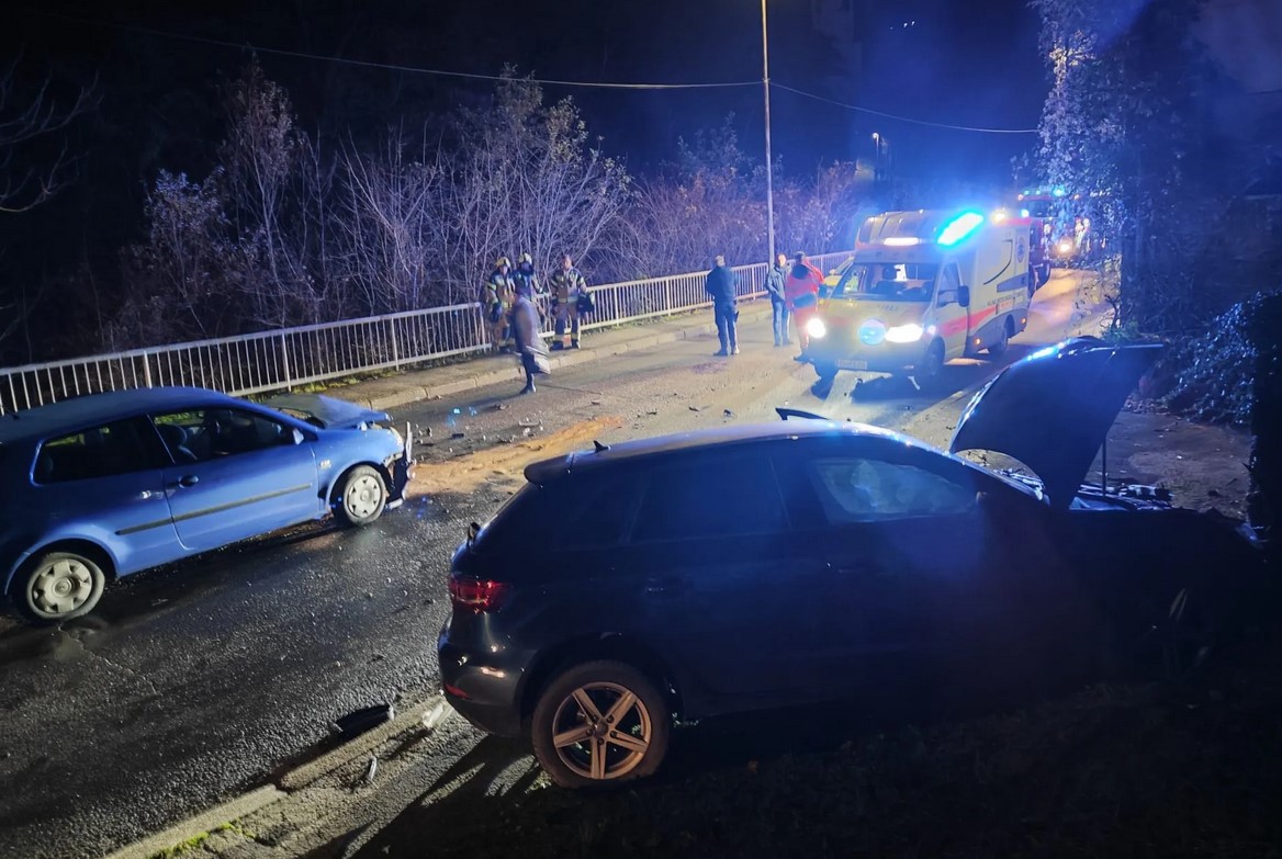 Prometna nesreča v Brestanici ...
