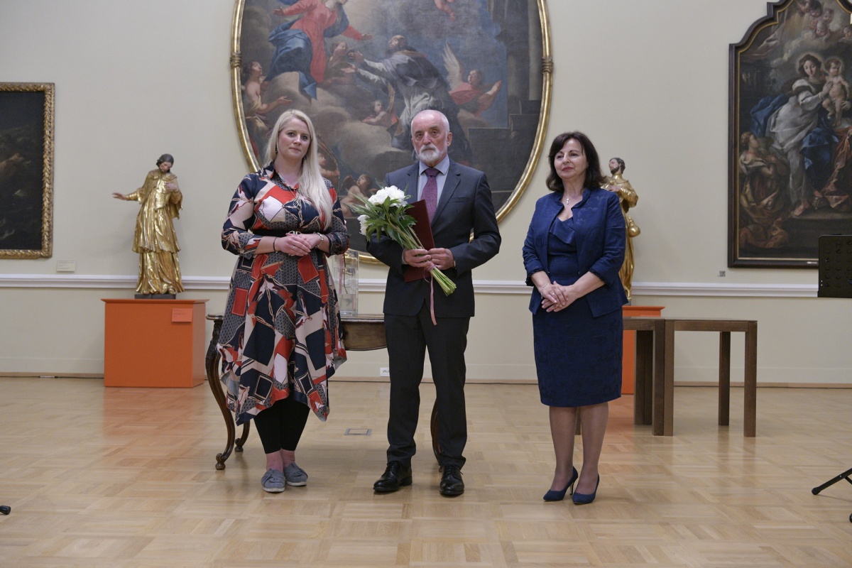 Podelitev nagrade Andreju Smrekarju (Foto: Janko Dermastja, Narodna galerija)