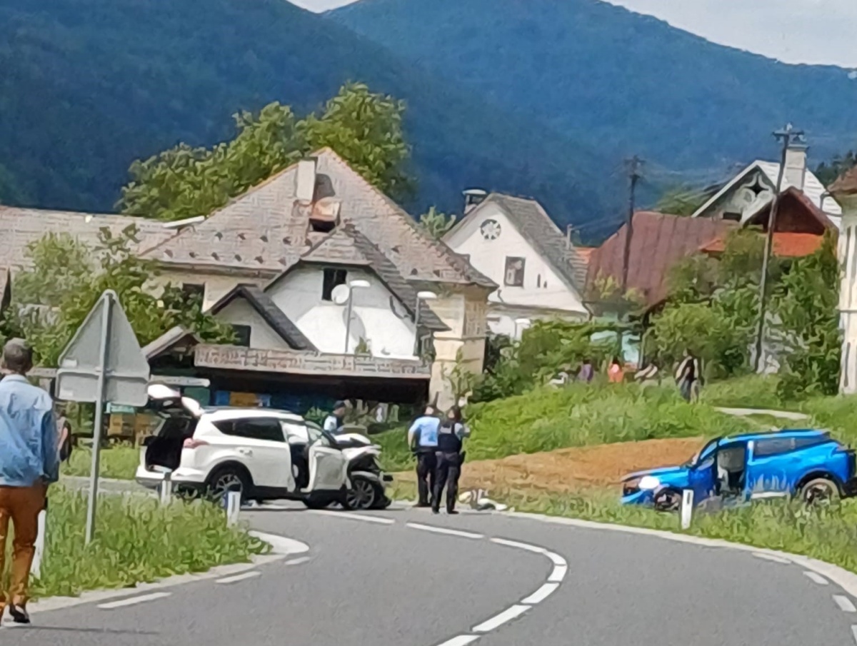 Včerajšnja nesreča pri Kočevskih Poljanah (Foto: FB PKD)