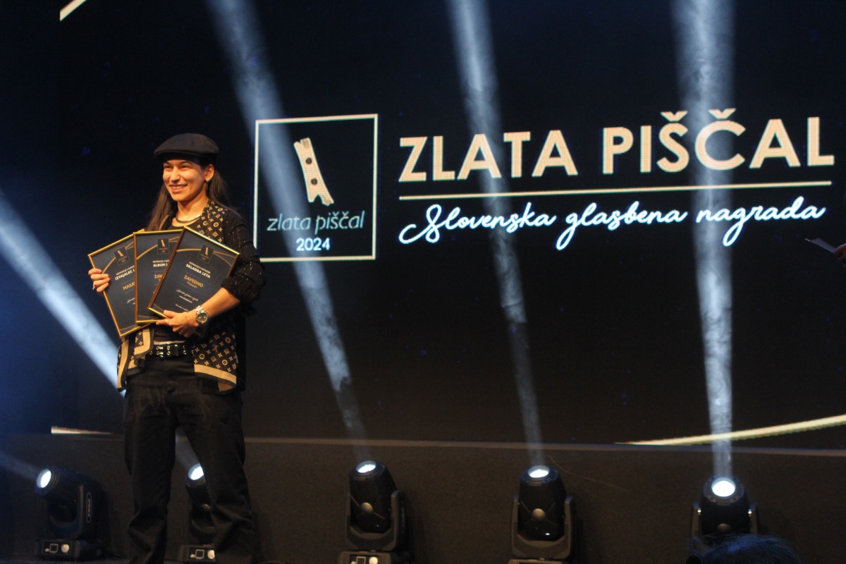 Hiphoperka Masayah je domov odnesla zlati piščali za album leta in  skladbo leta Zavedno, nominirana pa je bila tudi za izvajalko  leta.(Foto: I. Vidmar)
