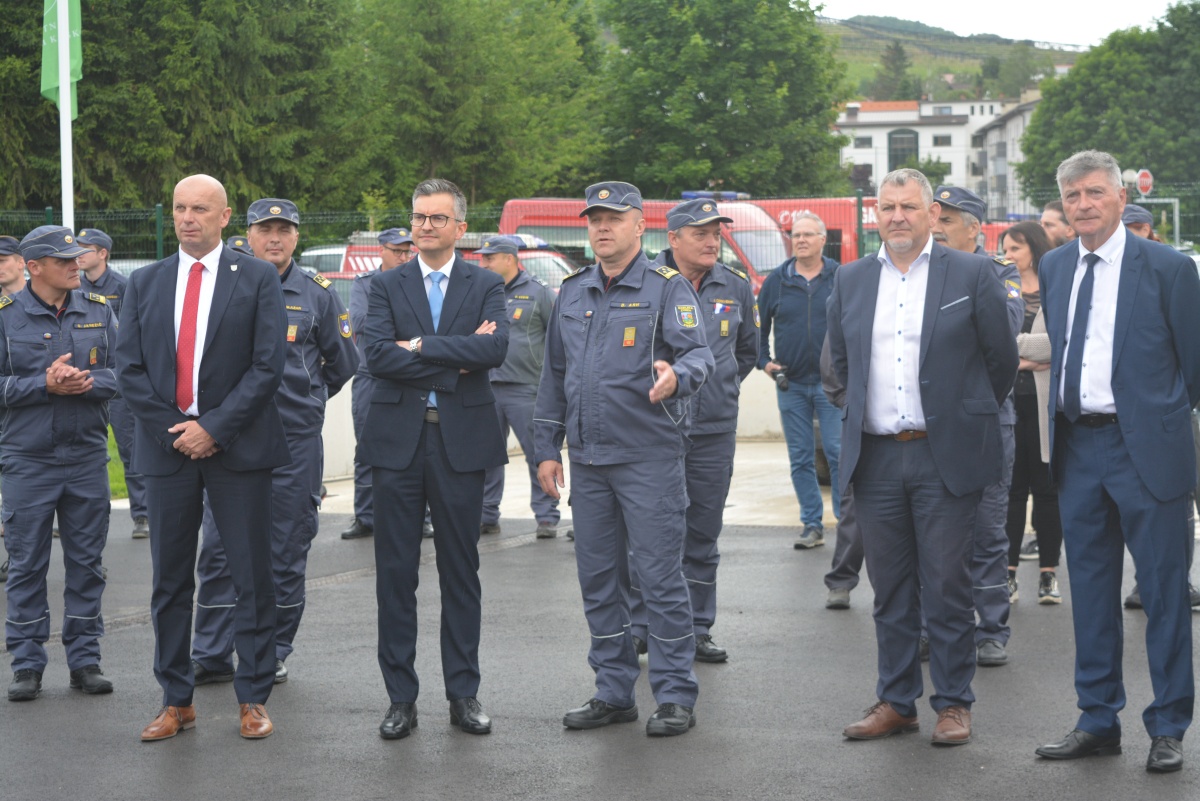 FOTO: Končno usposabljanje na svojem terenu