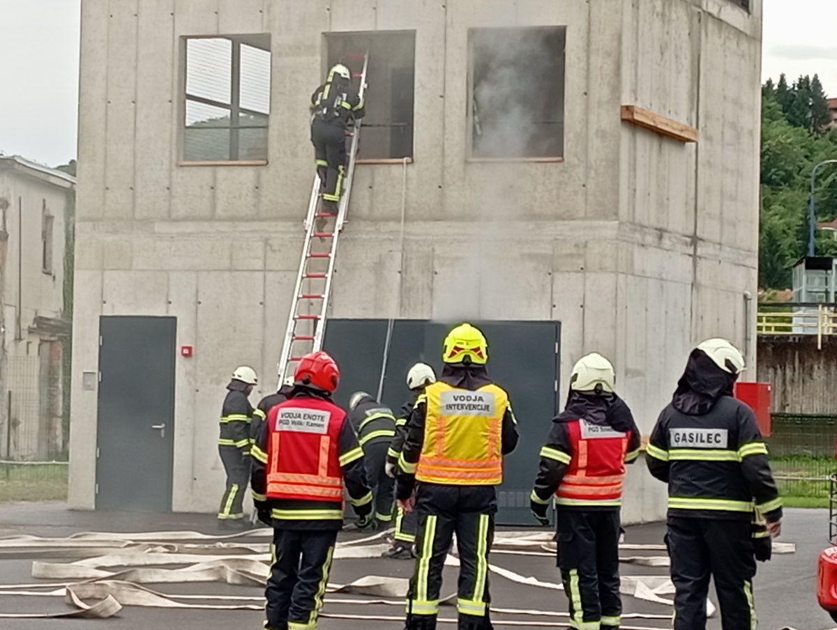 FOTO: Končno usposabljanje na svojem terenu