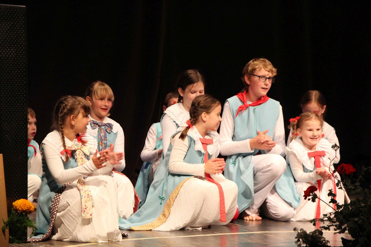Prvič se je javnosti predstavila otroška folklorna skupina Društva Kočevarjev staroselcev.