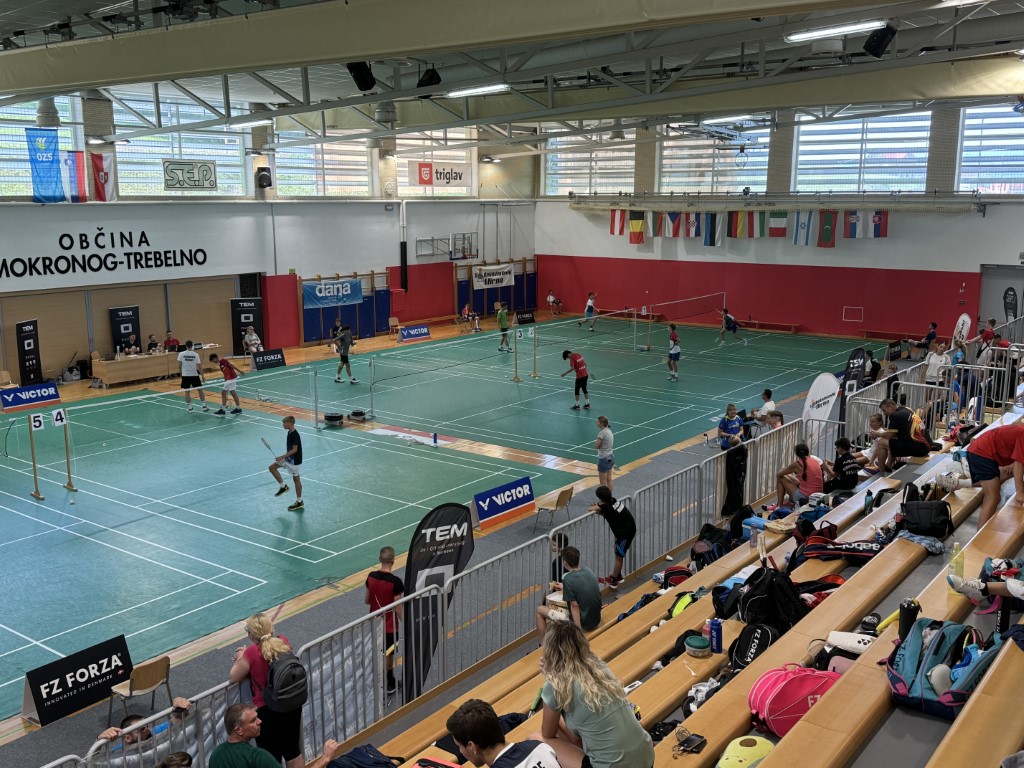 Na Mirni že 30. mednarodni badmintonski turnir