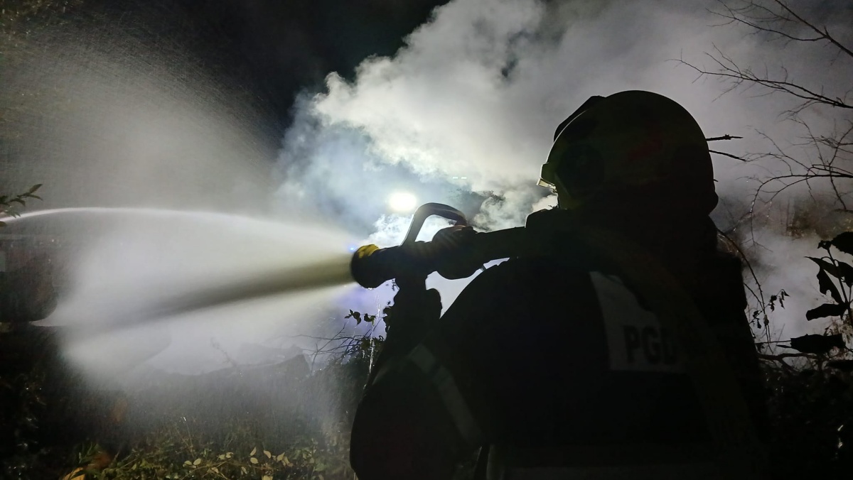 Tu je gorelo že nekajkrat v teh dneh ... (Foto, tudi spodaj v fotogaleriji: PGD Kamence)