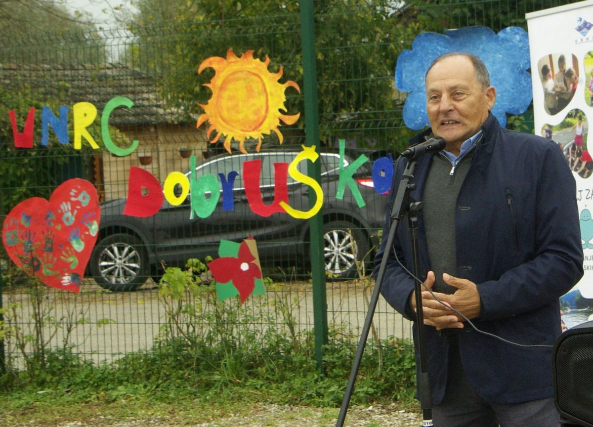 Darko Rudaš je jasno in glasno povedal, da bo treba otroke pošiljati v vrtec in šolo, sicer ne bo napredka.