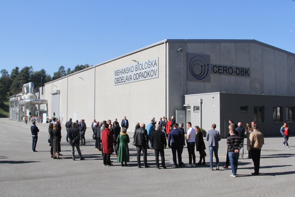 Obrat za mehansko in biološko obdelavo odpadkov je strateška pridobitev za regijo. (Foto: I. Vidmar)