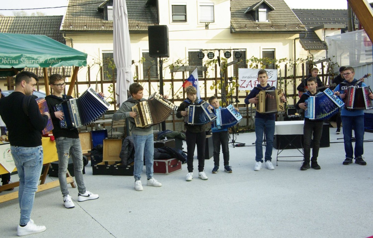 Harmonikarji Klemna Hribarja so poskrbeli za veselo vzdušje.