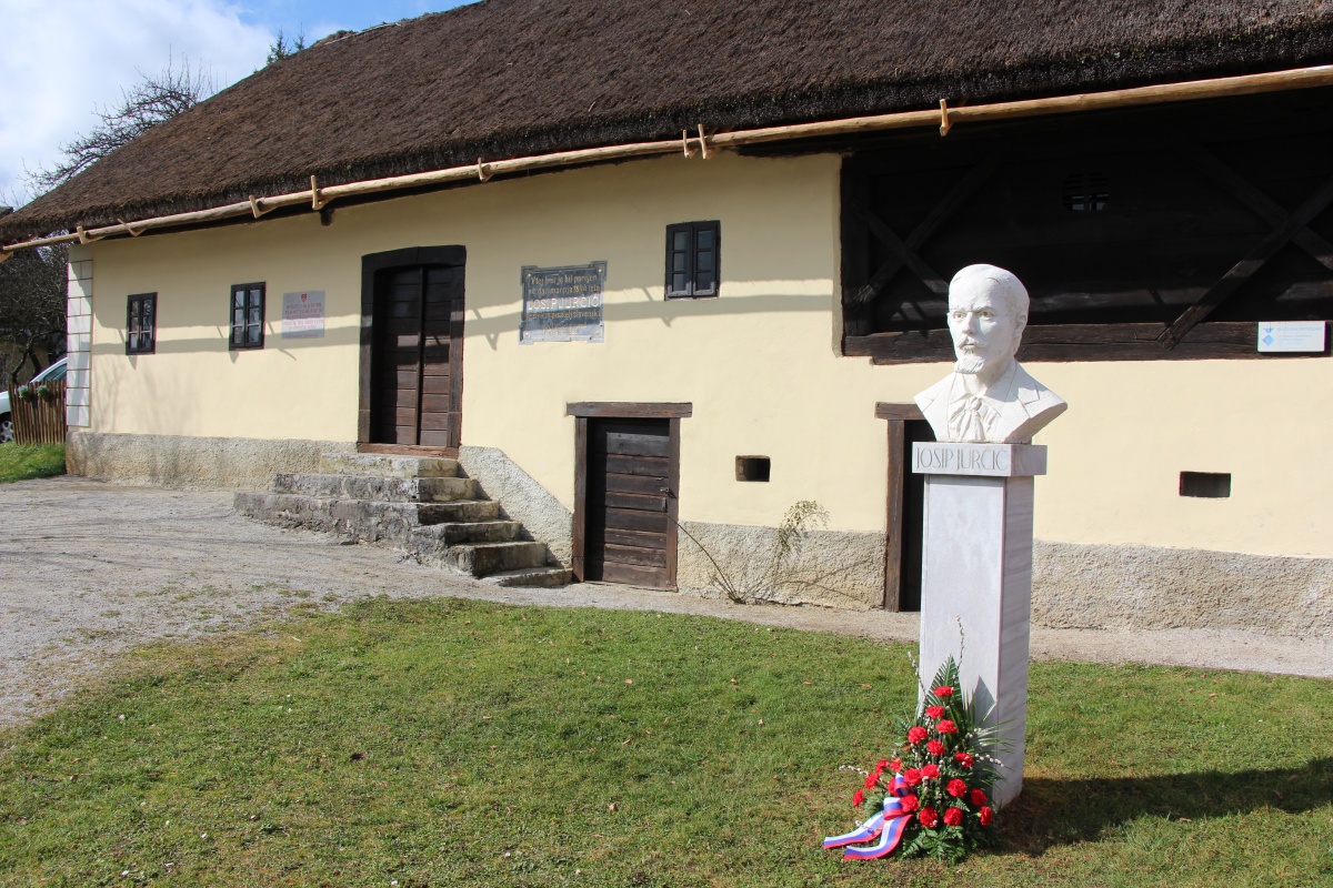 Jurčičeva domačija bo tako kot vedno na široko odprla svoja vrata.