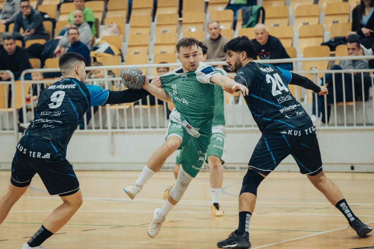 Rokometaši Krke so sinoči po hudem boju uganili Slovenj Gradec. (Foto: Gašper Simonič)